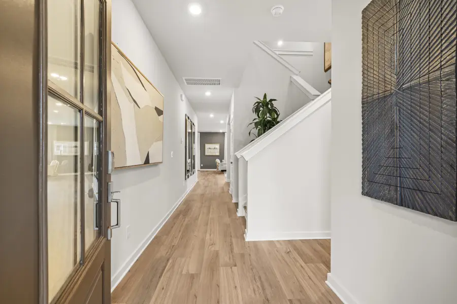 543 Sugarberry Court, Clarksville, TN 37043 - Image #2