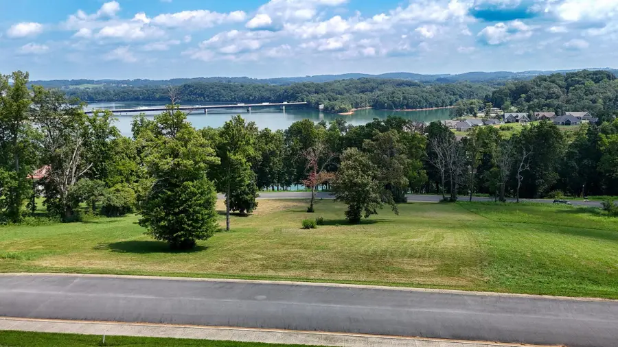 2450 Starboard Crest Way, Morristown, TN 37814 - #2