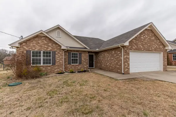 3194 Barretts Ridge Dr, Murfreesboro, TN 37130