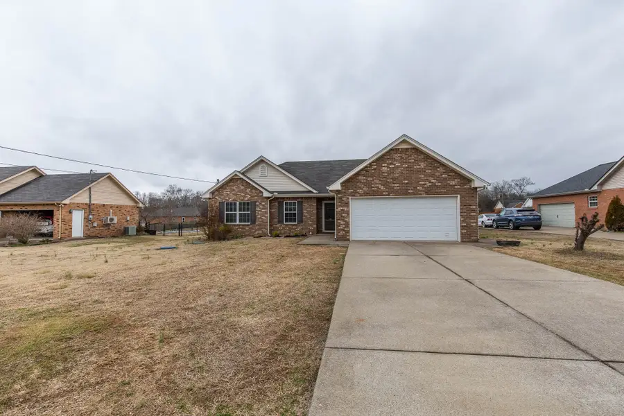 3194 Barretts Ridge Dr, Murfreesboro, TN 37130 - #3