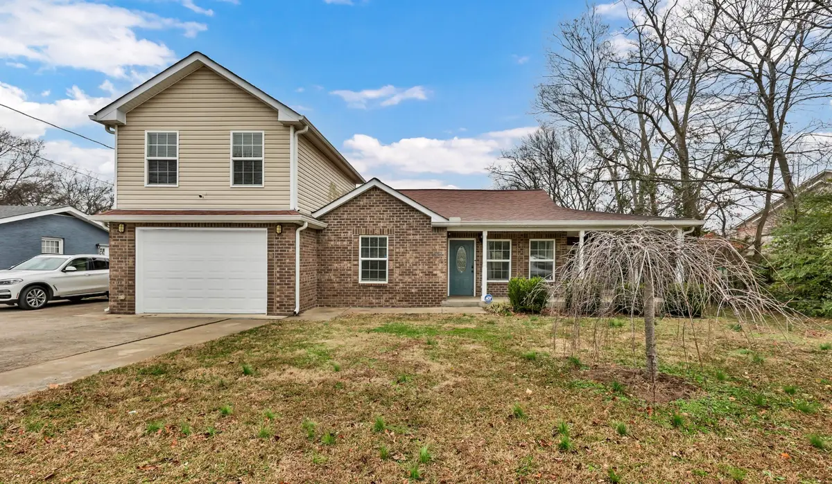 420 Thompkins Ln, Clarksville, TN 37043 - Image #1