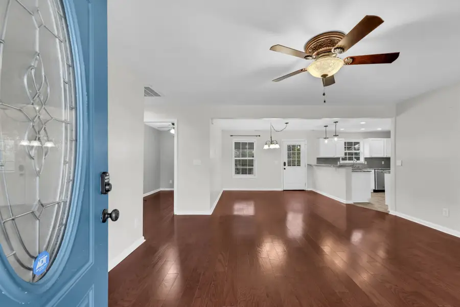 420 Thompkins Ln, Clarksville, TN 37043 - Image #3