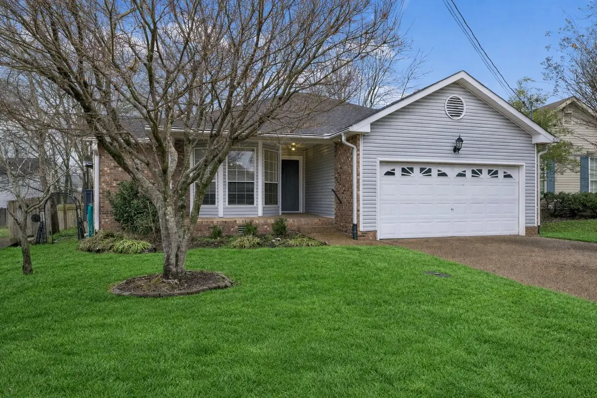 103 Oak Leaf Ct, Hendersonville, TN 37075 - Image #1