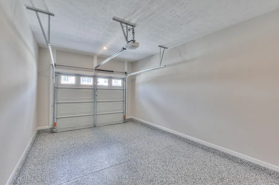 27 Hardwood Rd, Tullahoma, TN 37388 - #3