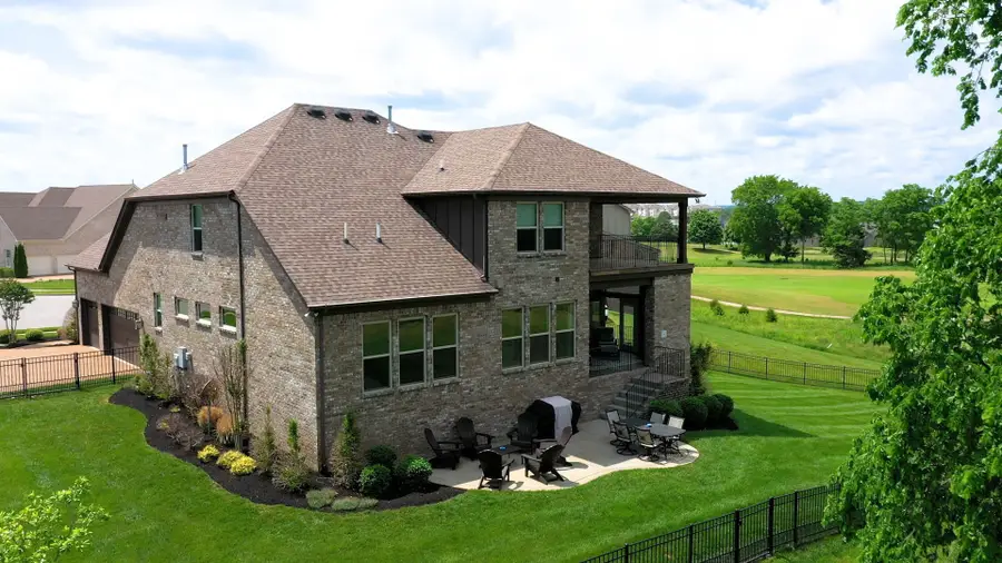 928 Vinings Blvd, Gallatin, TN 37066 - Image #3