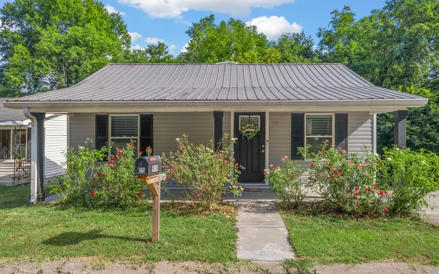 939 Shearor St, Clarksville, TN 37040 - Image #2