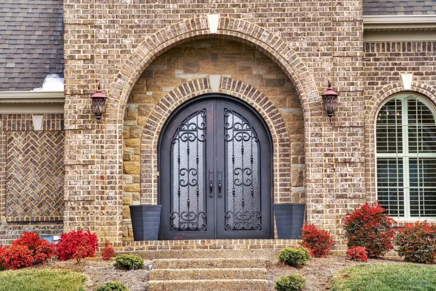 301 Scarsdale Dr S, Hendersonville, TN 37075 - Image #3