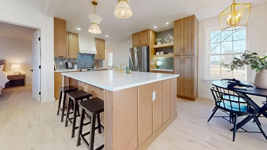 310 Lisa Ln, Gallatin, TN 37066 - Image #2