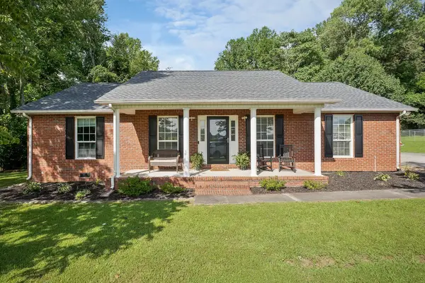 143 Old Qualls Rd, Cookeville, TN 38506