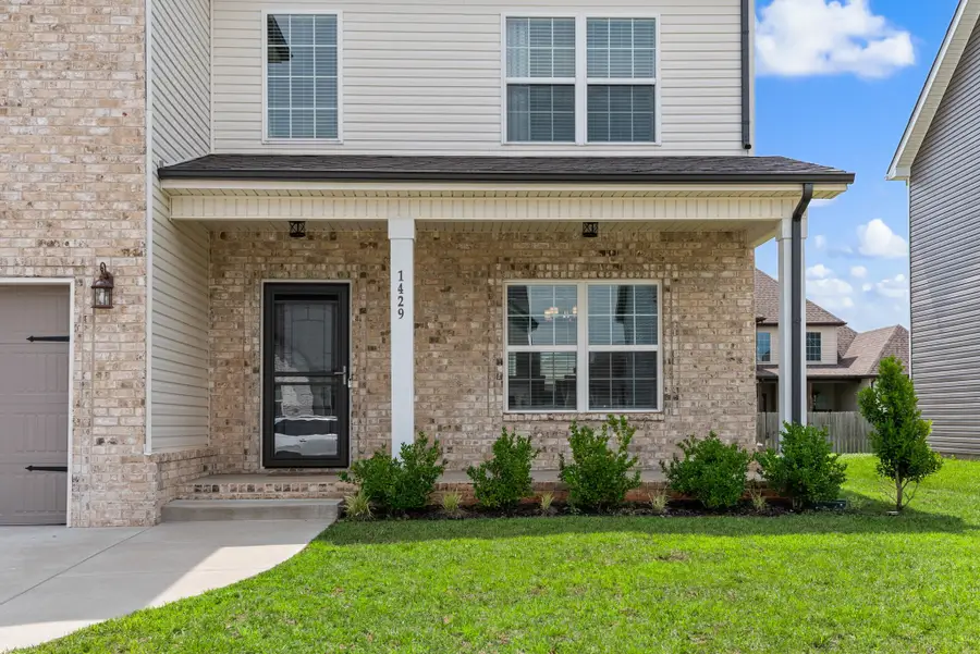 1429 Kingbird Dr, Clarksville, TN 37040 - Image #3