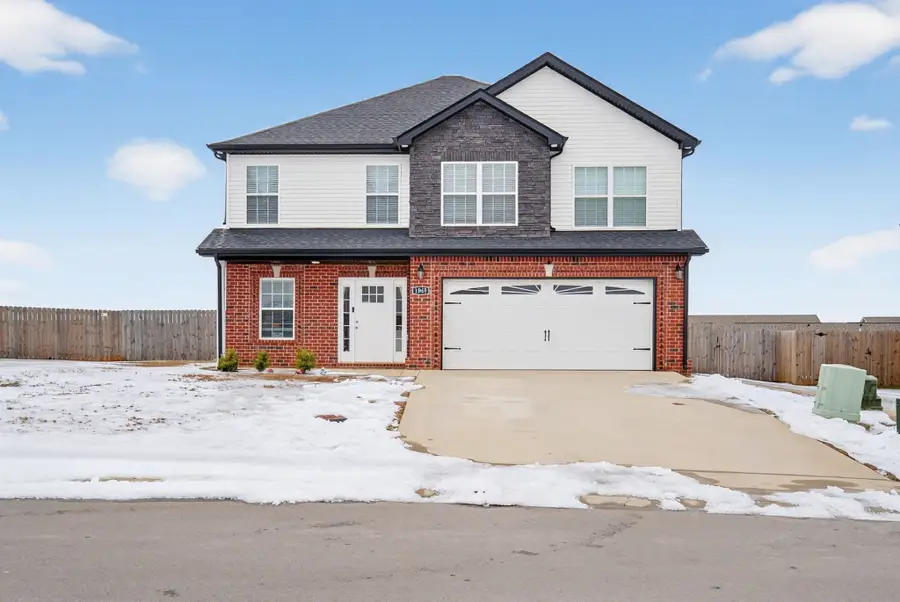 1969 Sydney Louise Dr, Clarksville, TN 37042 - Image #3