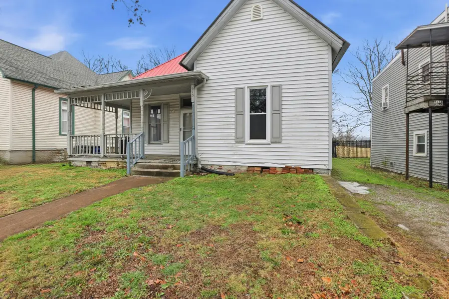 913 S High St, Columbia, TN 38401 - #2