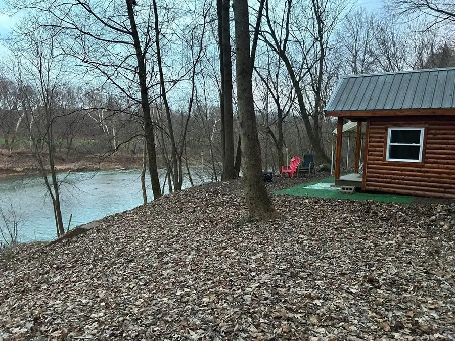 6 Riverbend Rd, Horse Cave, KY 42749 - #2