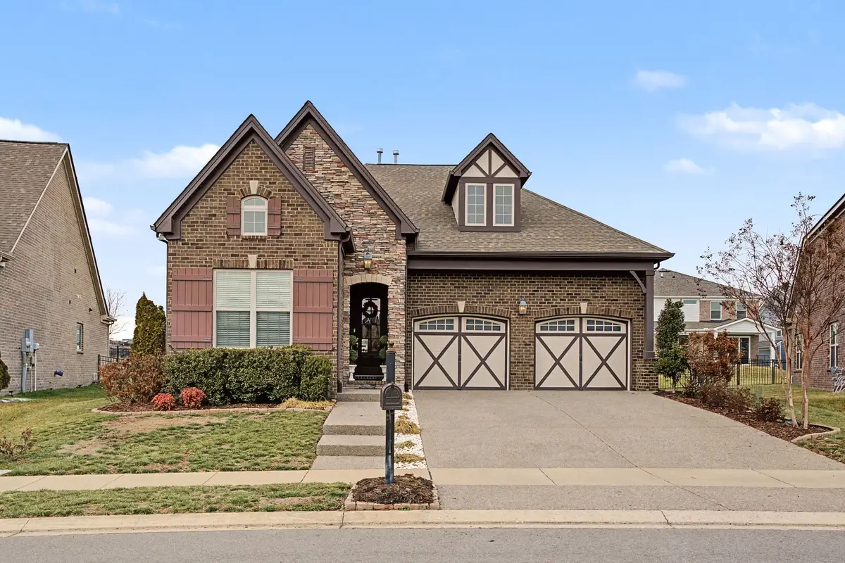 557 Lingering Way, Hendersonville, TN 37075 - Image #1