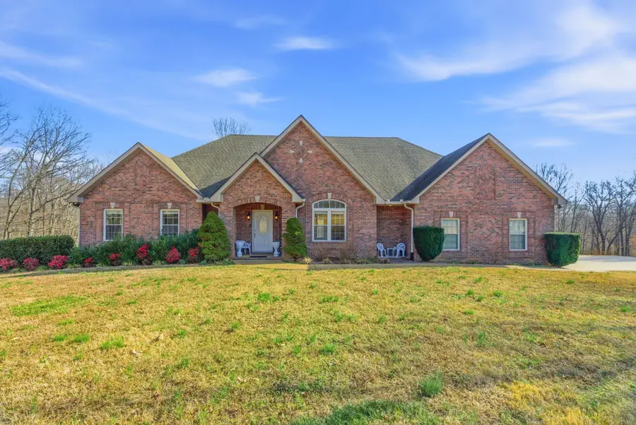 7333 Moore Rd, Greenbrier, TN 37073 - #2