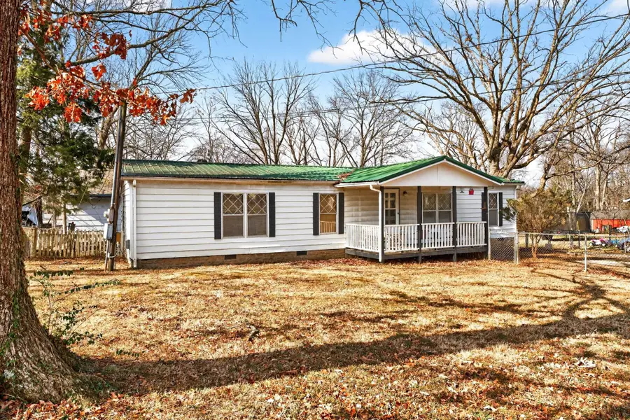 133 Hillview Dr, La Vergne, TN 37086 - Image #2