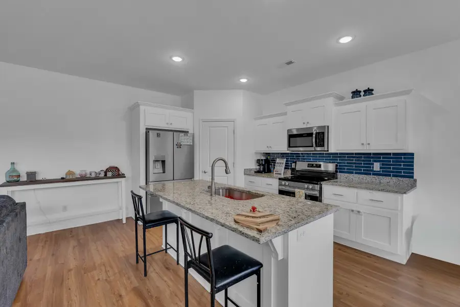 415 Old Morrison Rd, McMinnville, TN 37110 - #3