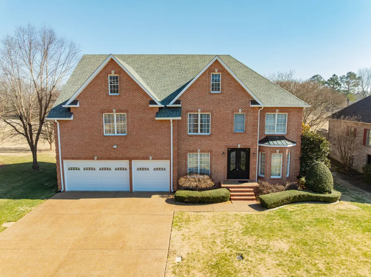 114 Courtside Ln, Tullahoma, TN 37388 - #1