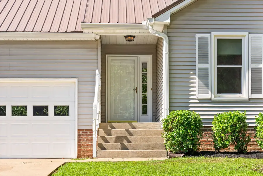 2305 Ermine Dr, Clarksville, TN 37043 - #3