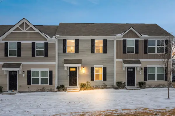 2935 Winterberry Dr #10, Nashville, TN 37207