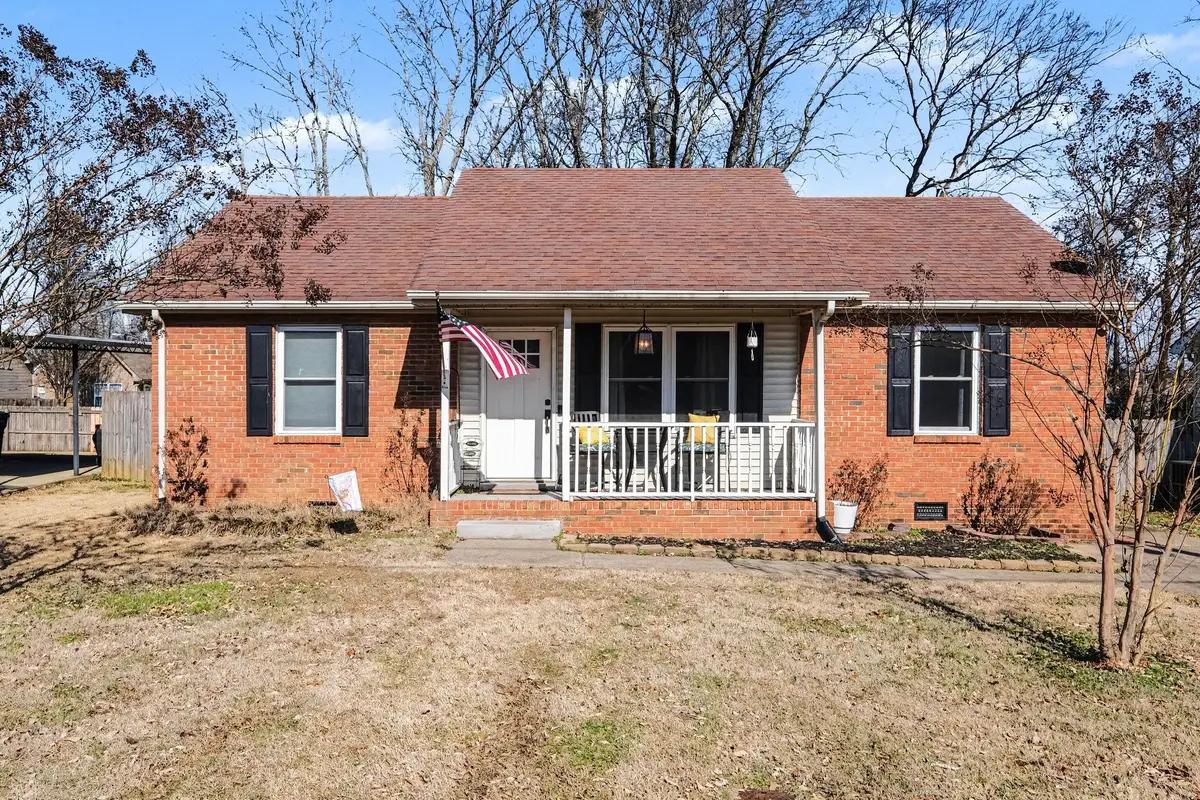 215 Westlynn Dr, Lebanon, TN 37087 - #1