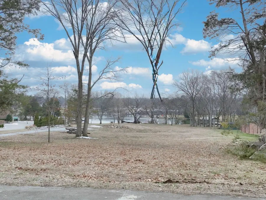 220 Bluegrass Dr, Hendersonville, TN 37075 - Image #3