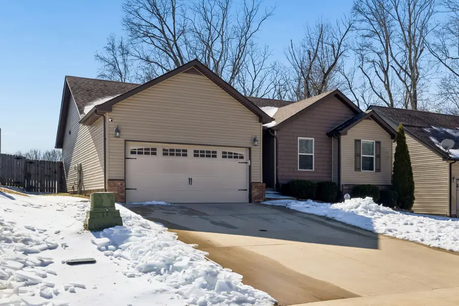 848 Shelton Cir, Clarksville, TN 37042 - Image #3