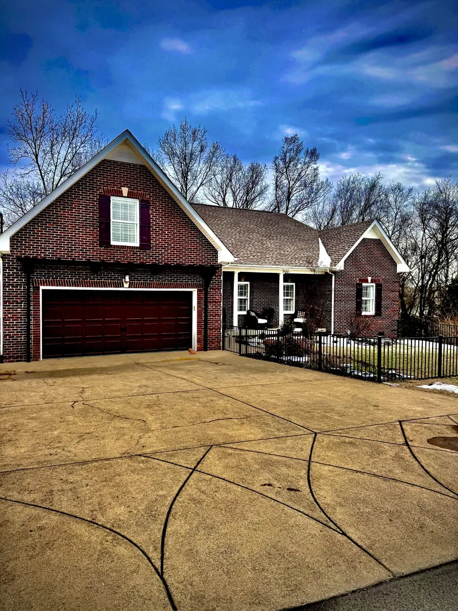 115 S High Ridge Dr, Goodlettsville, TN 37072 - Image #2