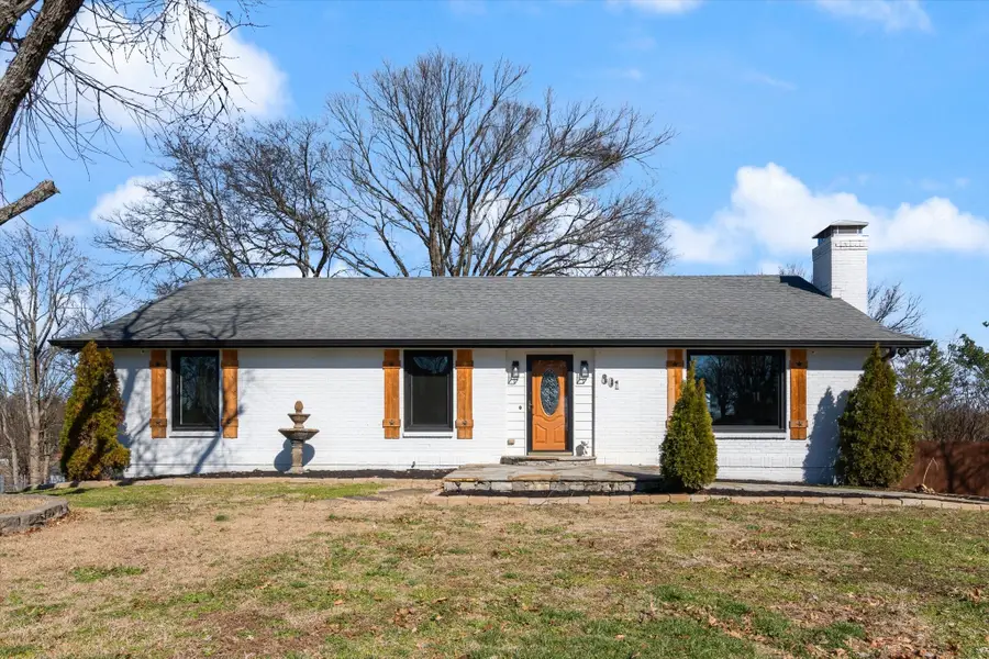 801 Countrywood Dr, Franklin, TN 37064 - Image #2