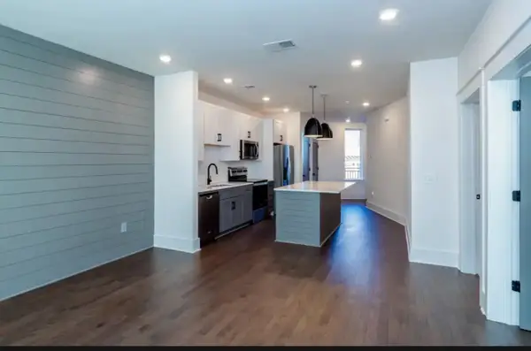 1507 Porter Rd #203, Nashville, TN 37206