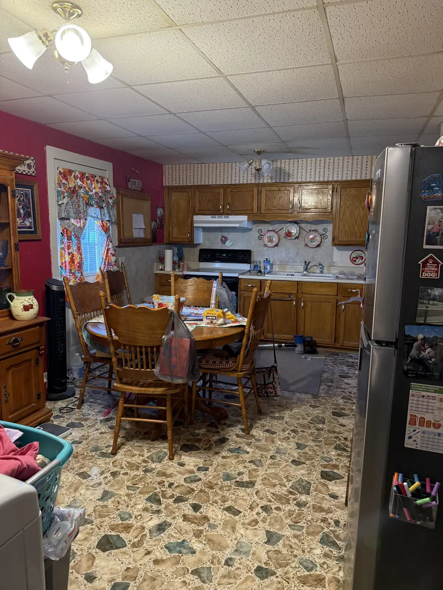 223 Lynn St, Tullahoma, TN 37388 - #2