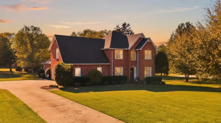 101 Westmeade Dr, Winchester, TN 37398 - #3