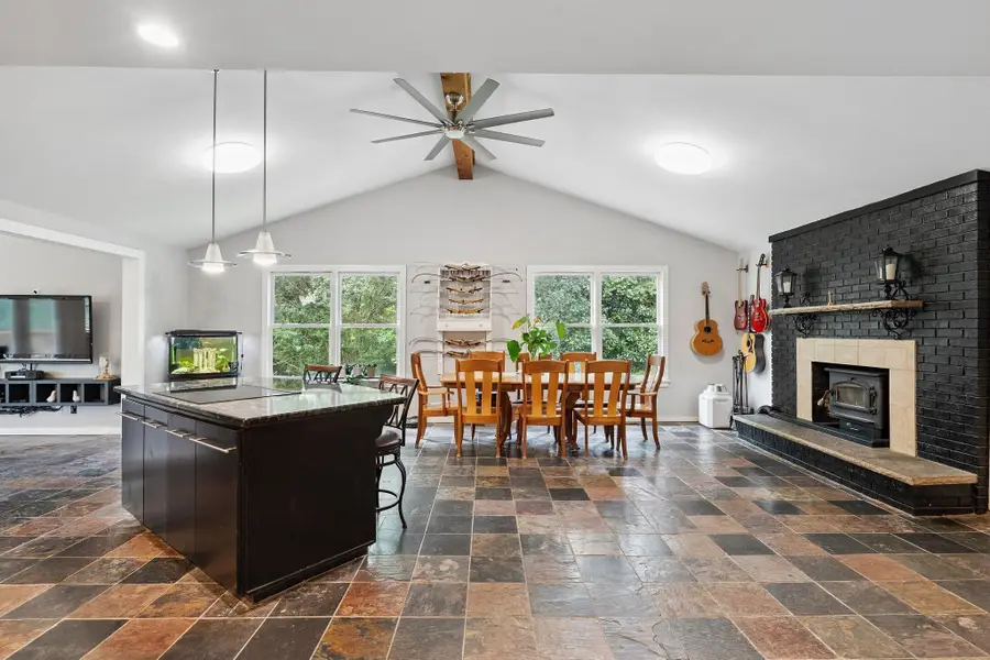 9032 S Harpeth Ct, Nashville, TN 37221 - Image #2