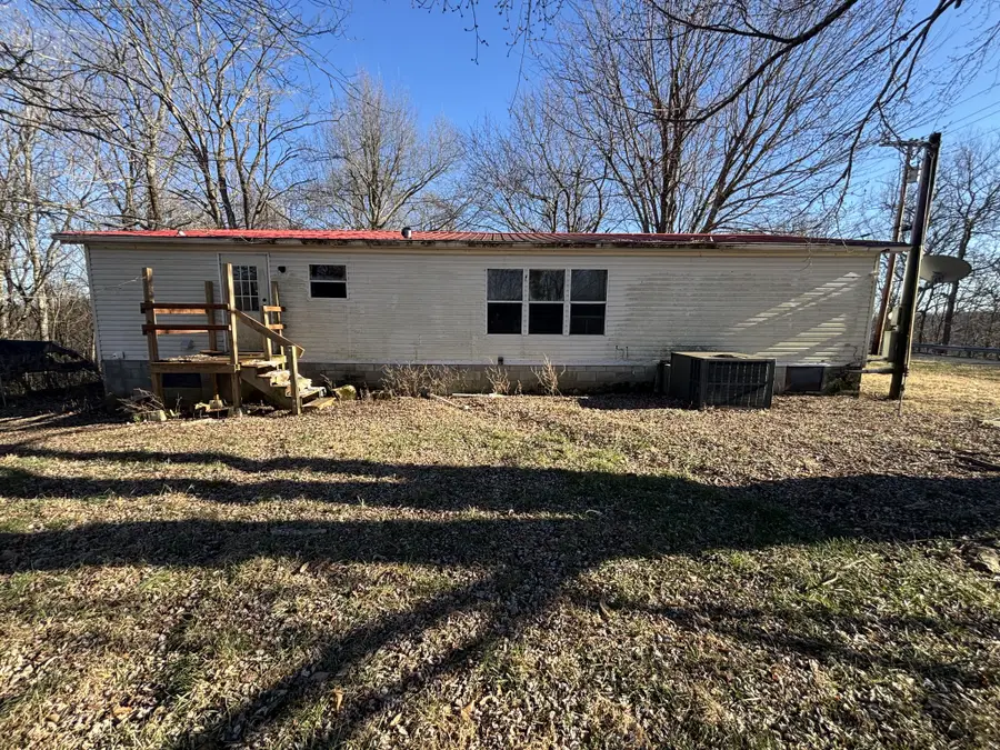 3975 Dickens Hill Rd, Bradyville, TN 37026 - #2