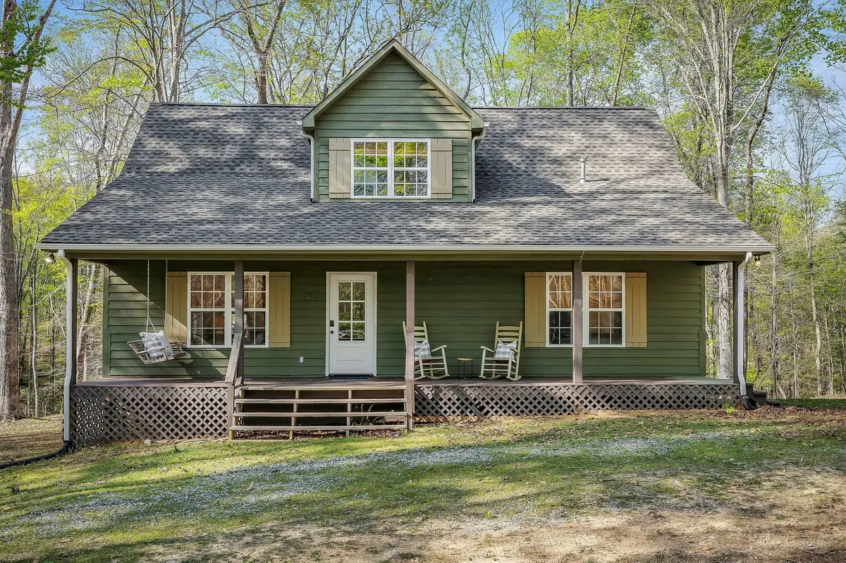 1219 Four Seasons Dr, Smithville, TN 37166 - #1