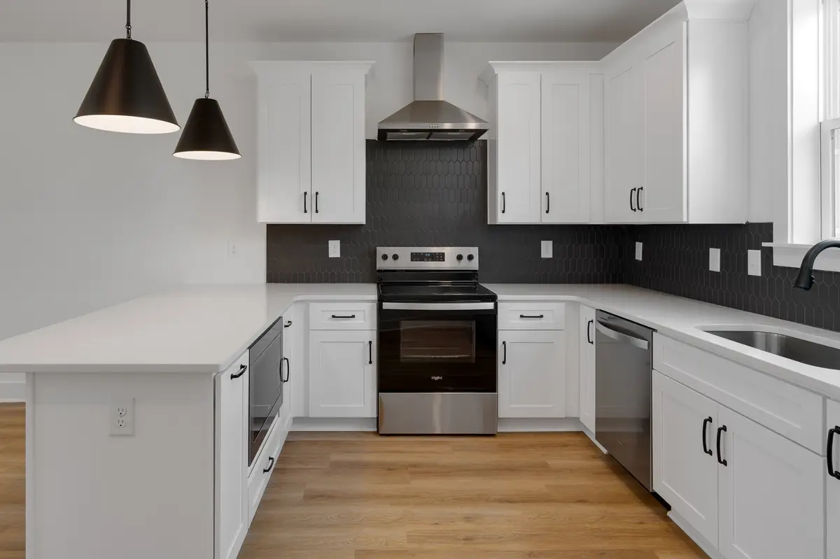 3326 Conviser Dr, Nashville, TN 37207 - Image #1