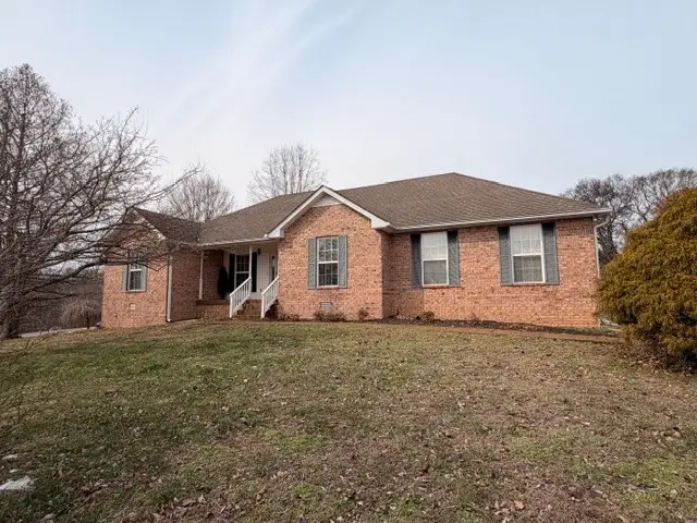 1705 Wynnewood Dr, Chapmansboro, TN 37035 - Image #1