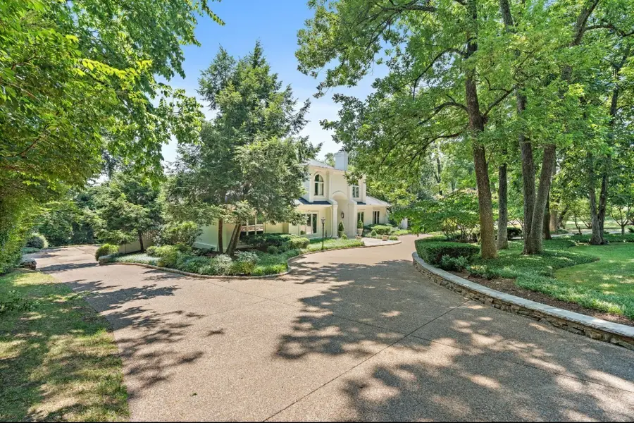 614 Westview Ave, Nashville, TN 37205 - Image #3