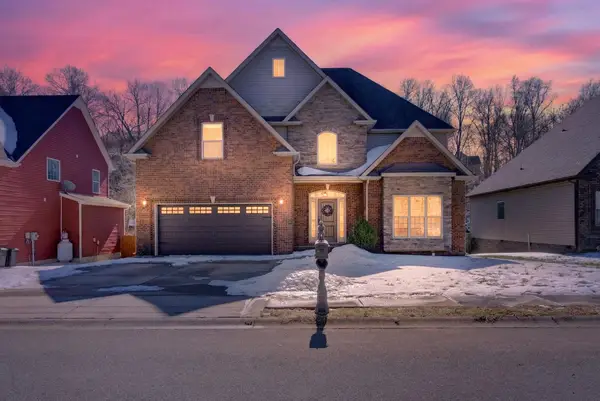 1611 Raven Rd, Clarksville, TN 37042