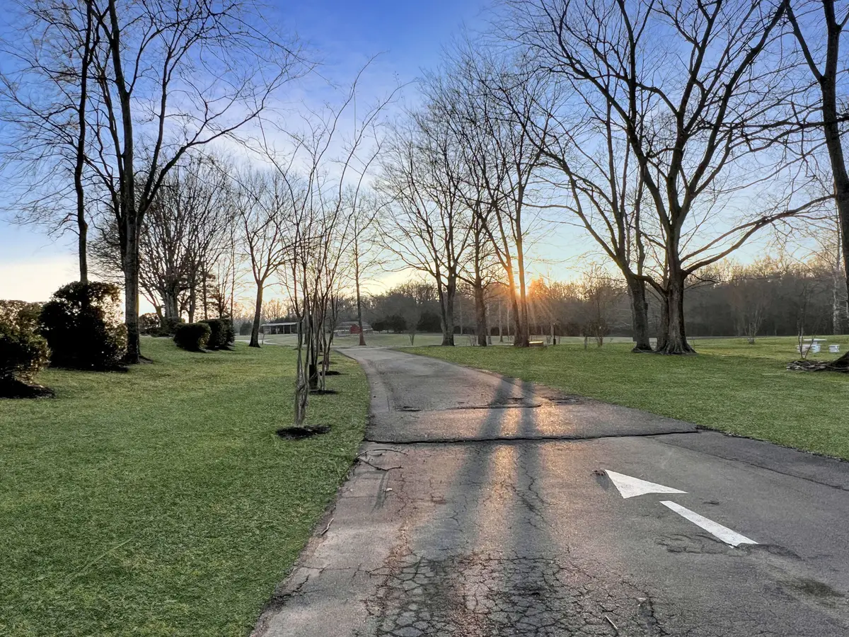 2982 Harvey Bowden Rd, Paris, TN 38242 - #1