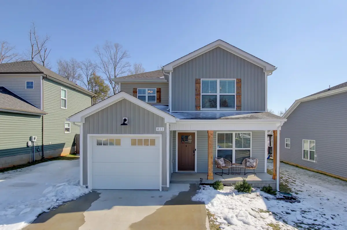 411 Hillside Dr, Clarksville, TN 37040 - Image #1