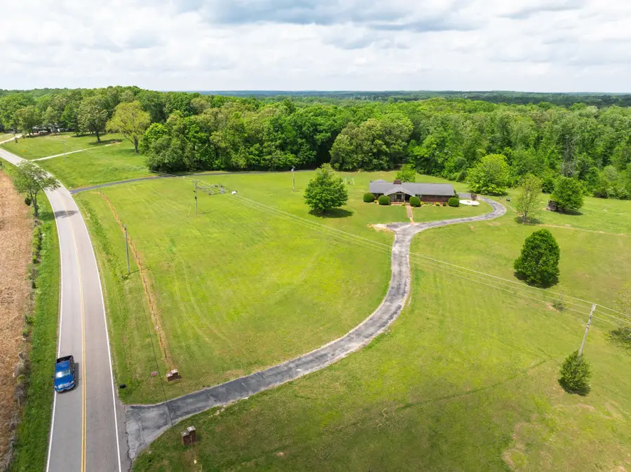 3080 Bible Hill Rd, Parsons, TN 38363 - #2