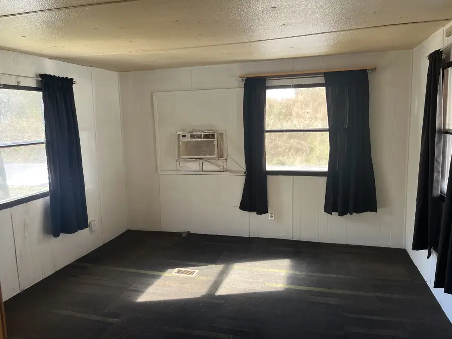 216 Brookhollow Dr, Ashland City, TN 37015 - #2