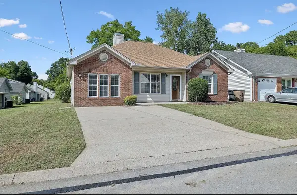 718 Maple Pl, Nashville, TN 37216