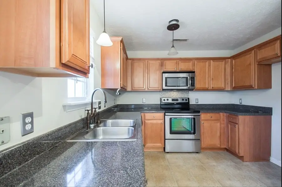 1138 Phelissa Dr, La Vergne, TN 37086 - #2