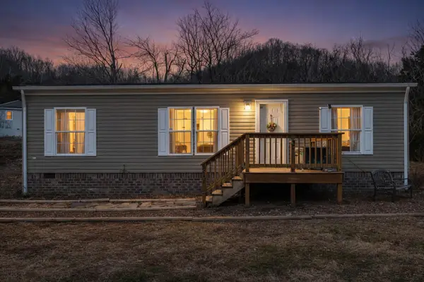 2652 New Harmony Rd, Hartsville, TN 37074