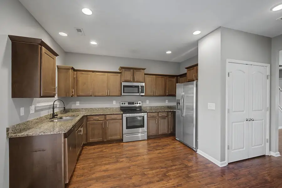 208 Bell Forge Ct, White Bluff, TN 37187 - Image #3