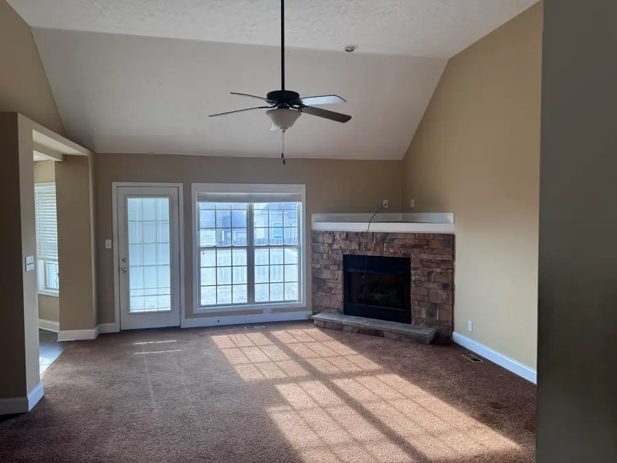 1586 Cobra Ln, Clarksville, TN 37042 - Image #2