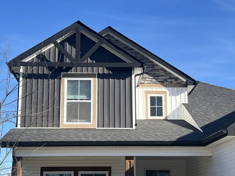 1055 Michaela Cir, Clarksville, TN 37043 - Image #2