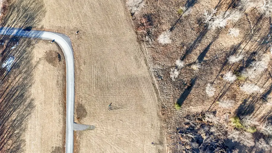 181 Snowy Meadow Lane, Soddy Daisy, TN 37379 - #2